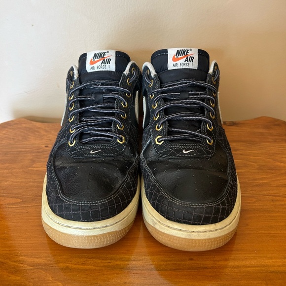 Air Force 1 Black Checkered - Picture 3 of 6